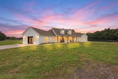 Luxury ranch living on 12.27 AG-EXEMPT acres just minutes from - photo 4