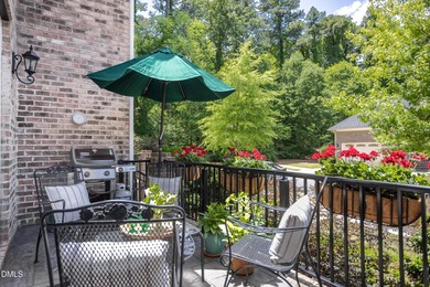 You'll find exceptional curb appeal and functionality in this - photo 6