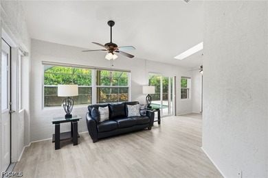 Fort Myers pool home in Cross Creek Estates-with 3 bedrooms, 2 - photo 11