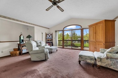 Welcome to Resort-style living in desirable gated Candlewood - photo 3