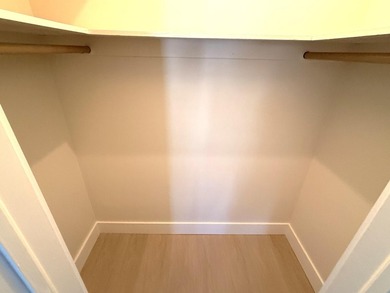 IMPERIAL POINT COLLANADES. BEAUTIFULLY RENOVATED 1BR/1.5BA - photo 13