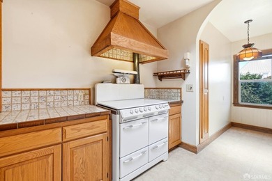This exceptional opportunity in the Excelsior District sits - photo 16