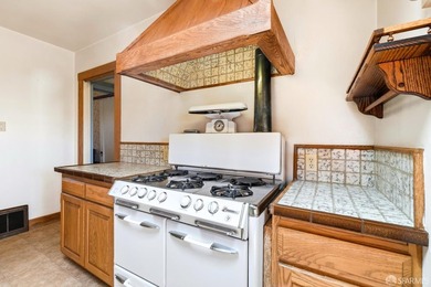 This exceptional opportunity in the Excelsior District sits - photo 17