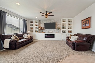 Come check out this spacious 2-story in scenic Saratoga Springs - photo 8