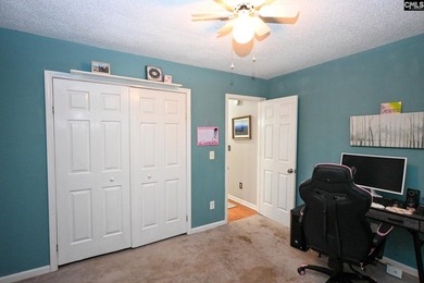 Welcome to 104 Fawn Ct in the heart of Lexington, where comfort - photo 20