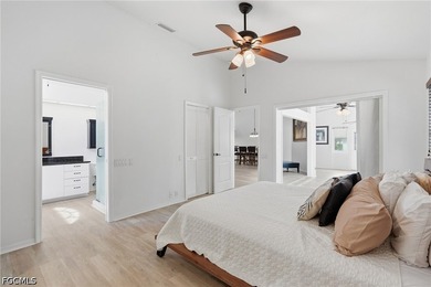 Fort Myers pool home in Cross Creek Estates-with 3 bedrooms, 2 - photo 21
