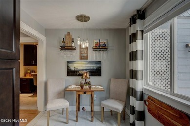 Waterfront Living at It's Finest! Welcome to this beautifully - photo 21