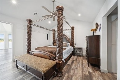 Luxury Lakefront Estate on 2.88 Acres - Lake Hudson - photo 29