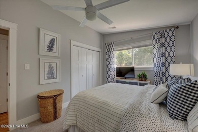 Waterfront Living at It's Finest! Welcome to this beautifully - photo 41