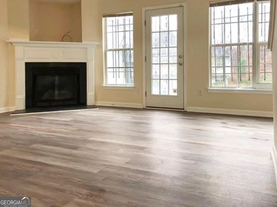 Excellent investment opportunity. This tenant-occupied townhome - photo 3