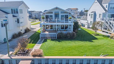 Bayfront boaters' paradise. Welcome to 1411 East Shore - photo 11