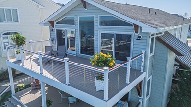 Bayfront boaters' paradise. Welcome to 1411 East Shore - photo 13