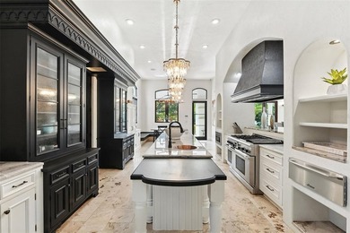 Virtually Staged. Welcome to 4555 W Swann Avenue - a - photo 15