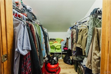 Welcome to this affordable and well-maintained home in the heart - photo 25