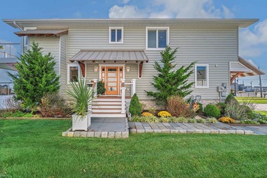 Bayfront boaters' paradise. Welcome to 1411 East Shore - photo 25