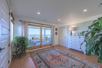 Bayfront boaters' paradise. Welcome to 1411 East Shore - photo 27