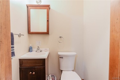 Welcome to this affordable and well-maintained home in the heart - photo 29