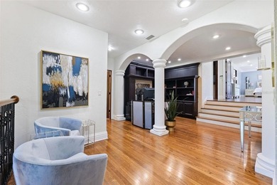 Virtually Staged. Welcome to 4555 W Swann Avenue - a - photo 31