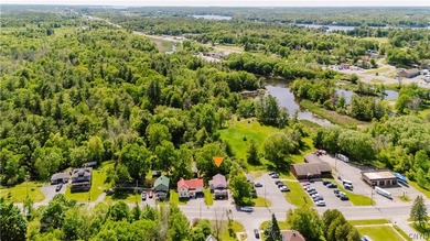 Welcome to this affordable and well-maintained home in the heart - photo 35