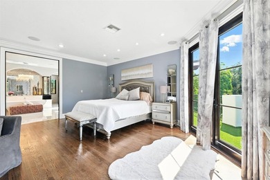 One or more photo(s) has been virtually staged. Welcome to 4555 - photo 37