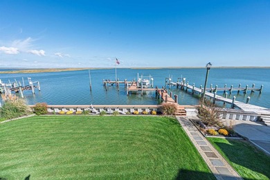 Bayfront boaters' paradise. Welcome to 1411 East Shore - photo 40