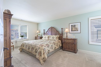 Bayfront boaters' paradise. Welcome to 1411 East Shore - photo 49
