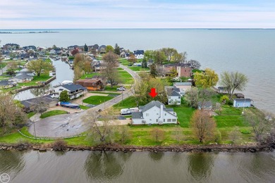 Exceptional waterfront living at the very tip of prestigious - photo 50