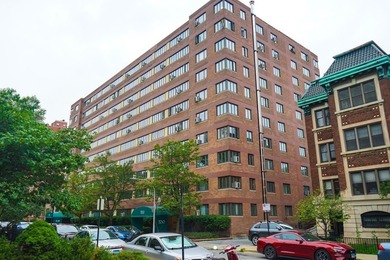 Lake Michigan - Cook County Condo For Sale in Chicago Illinois