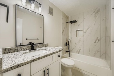 Completely renovated 2 bedroom condo in Sandy Springs! Kitchen