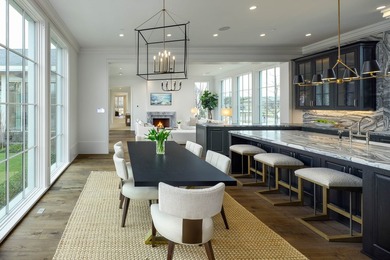 Within the prestigious gates of Crespi Estates, this exceptional - photo 15