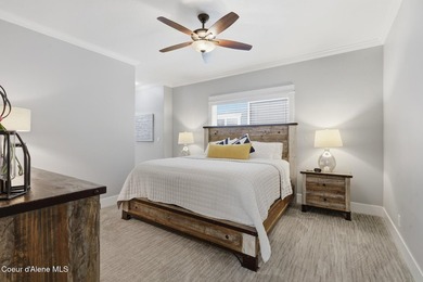 Ideally located and offered fully furnished, this beautifully - photo 16