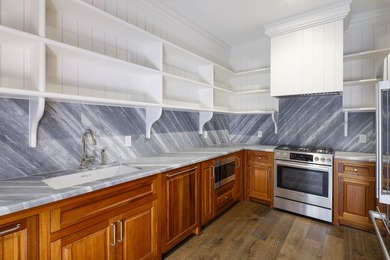 Within the prestigious gates of Crespi Estates, this exceptional - photo 17