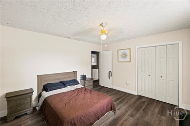 Turnkey Investment - 5-Unit Apartment Building with Strong - photo 19