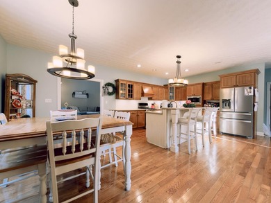 DISTINGUISHED, LOCATION, AND EFFICIENCY! This stately 4 bedroom - photo 23