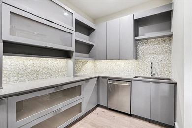 Welcome to this breathtaking modern home in the secluded enclave - photo 25