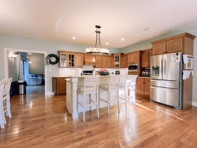 DISTINGUISHED, LOCATION, AND EFFICIENCY! This stately 4 bedroom - photo 25