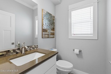 Ideally located and offered fully furnished, this beautifully - photo 28
