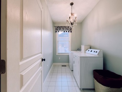 DISTINGUISHED, LOCATION, AND EFFICIENCY! This stately 4 bedroom - photo 30