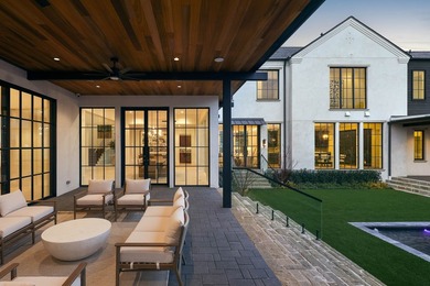 Within the prestigious gates of Crespi Estates, this exceptional - photo 32
