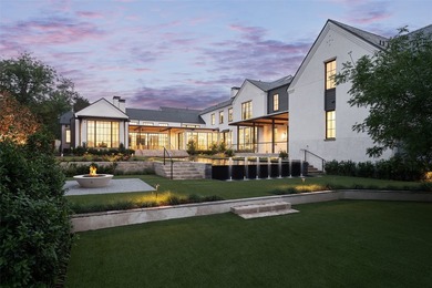 Within the prestigious gates of Crespi Estates, this exceptional - photo 36