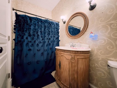 DISTINGUISHED, LOCATION, AND EFFICIENCY! This stately 4 bedroom - photo 40