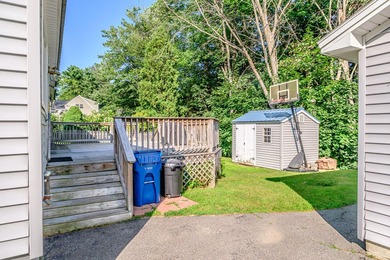 Welcome home to this charming ranch in one of Portland's most - photo 6
