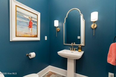 Elegant 3,003 sq ft home in gated community with custom design - photo 4