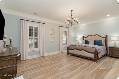Elegant 3,003 sq ft home in gated community with custom design - photo 5