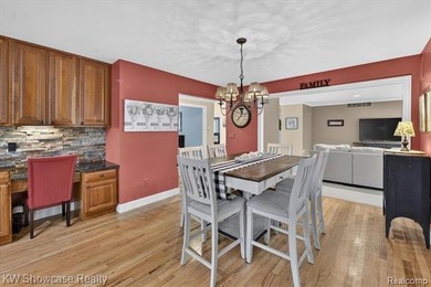 Experience a blend of luxury & tranquility in this magnificent - photo 15