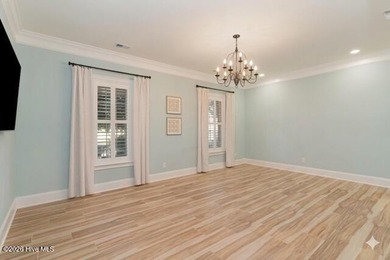 Elegant 3,003 sq ft home in gated community with custom design - photo 6