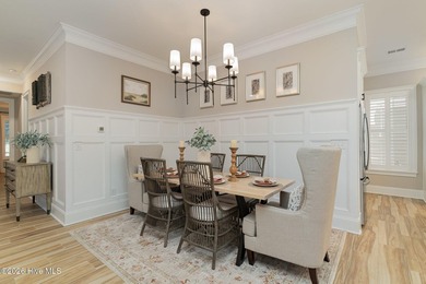 Elegant 3,003 sq ft home in gated community with custom design - photo 10
