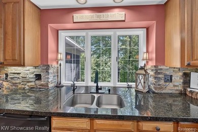 Experience a blend of luxury & tranquility in this magnificent - photo 20