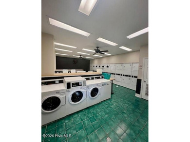 RENTAL INVESTMENT OPPORTUNITY - This is a 2/2 unit: each side a - photo 8