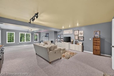 Experience a blend of luxury & tranquility in this magnificent - photo 43